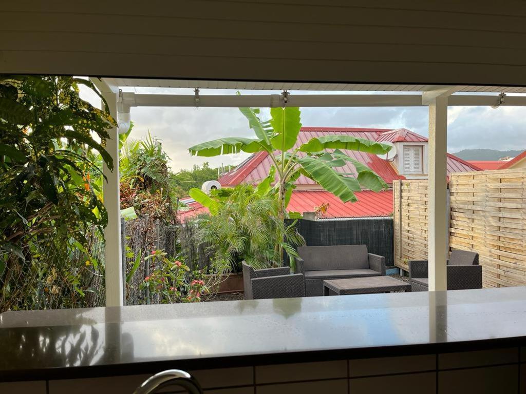 Agreable Appartement En Rez-De-Jardin A 450M De La Mer Sainte-Anne Eksteriør bilde